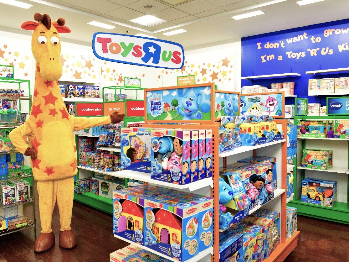 A Toys R Us shop inside a Macy’s department store