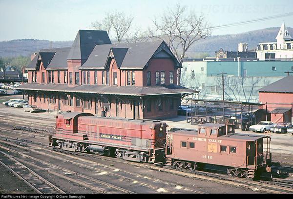 Route of the Black Diamond: The Lehigh Valley Railroad