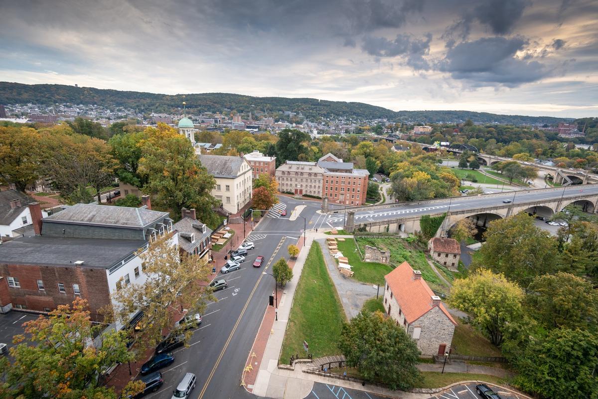 Lehigh Valley Home Prices Climb to $360K as Buyers Compete for Scarce Listings