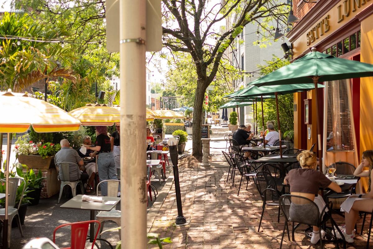 Inside the Firehouse: How Sette Luna Became Easton's Favorite Table
