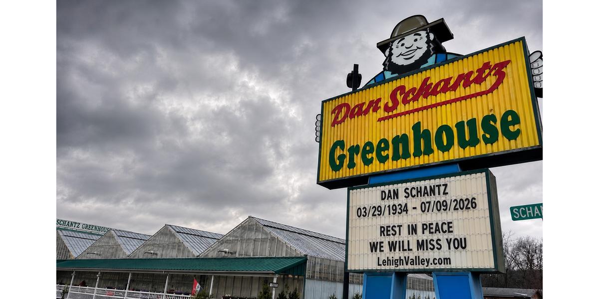Dan Schantz, Founder of Iconic Allentown Greenhouse and Great Eastern Antique Shows, Dies at 92